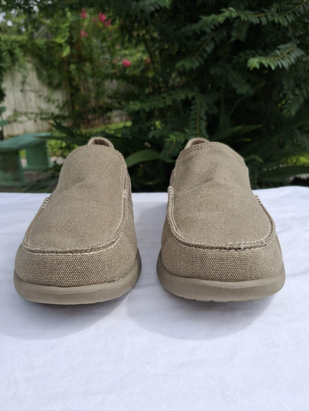 Crocs Men's Santa Cruz Slip-On Kakhi Canvas Loafers Size 11 - Picture 2 of 10